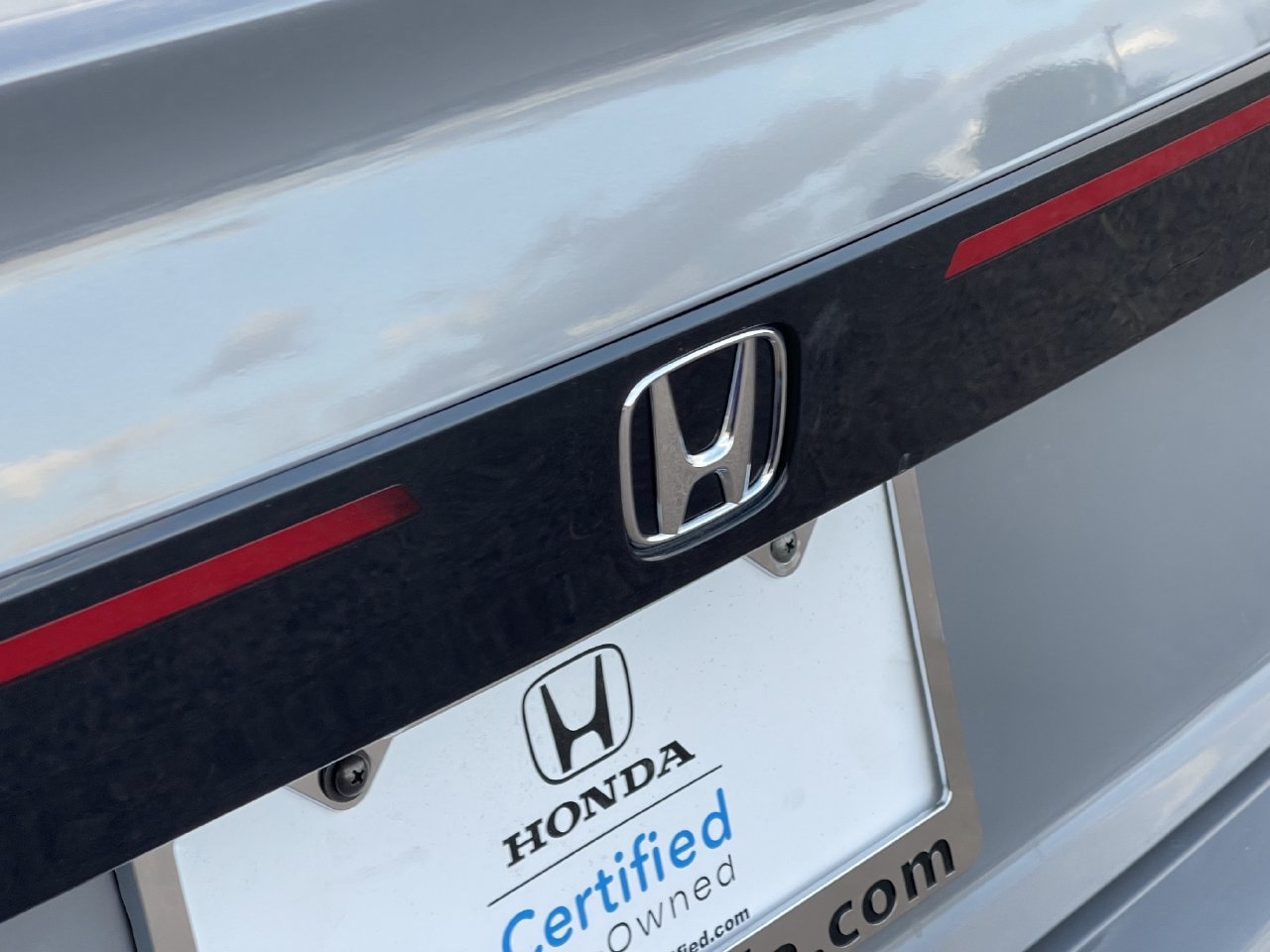 Certified 2025 Honda Accord SE image 10