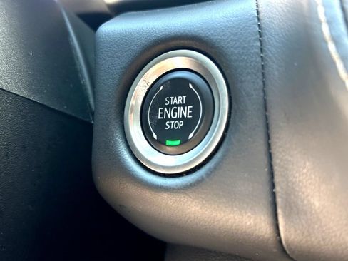 Used 2024 Chevrolet Tahoe Premier RWD image 20