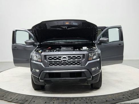 Used 2024 Nissan Frontier SV w/ SV Convenience Package RWD image 10