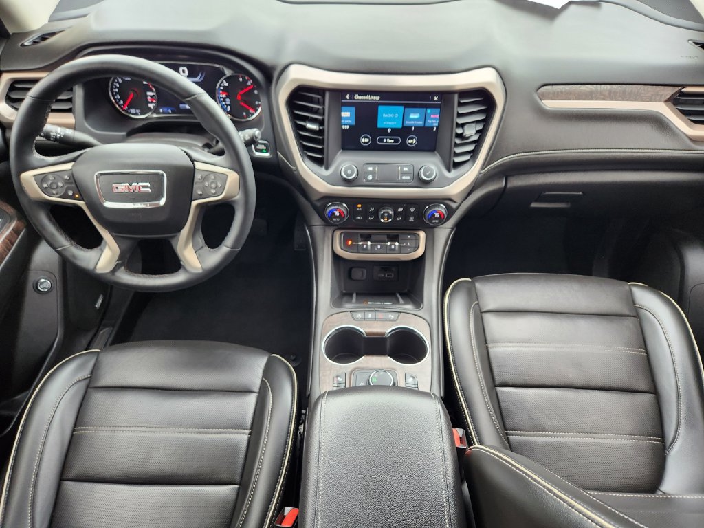 Used 2023 GMC Acadia Denali FWD image 15