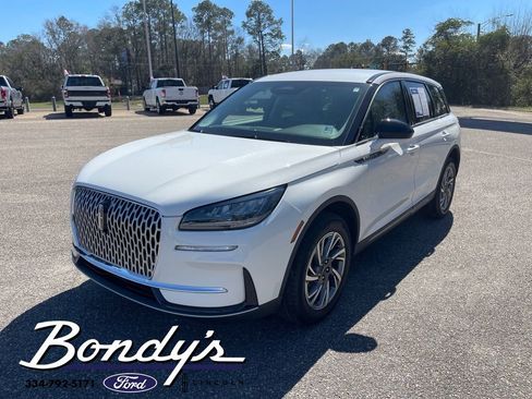 Used 2024 Lincoln Corsair FWD image 3