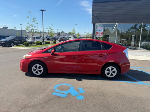 Used 2014 Toyota Prius Four FWD image 8