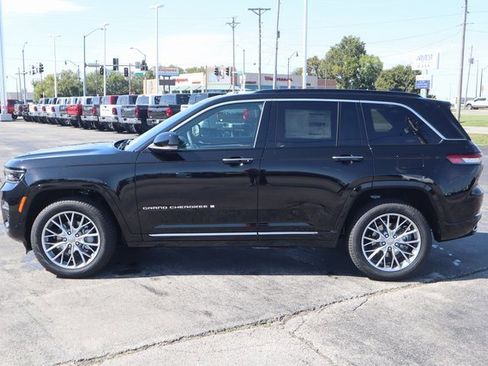 New 2025 Jeep Grand Cherokee Summit image 20
