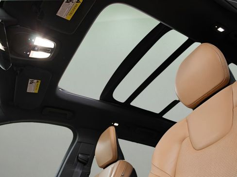 Certified 2023 Volvo XC90 B6 Ultimate w/ Protection Package Premier AWD/4WD image 37