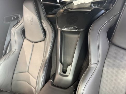 Used 2025 Chevrolet Corvette Stingray Coupe w/ 1LT image 31