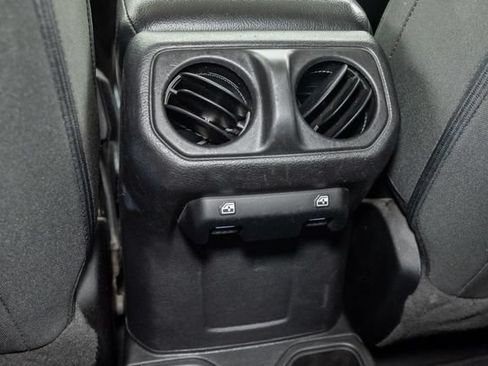 Used 2023 Jeep Wrangler Unlimited Sport AWD/4WD image 26