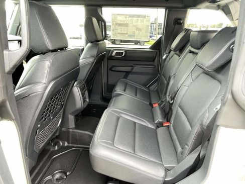 New 2026 Ford Bronco Badlands image 19