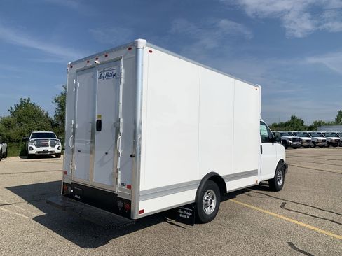 New 2025 GMC Savana 3500 w/ Power Convenience Package RWD image 48