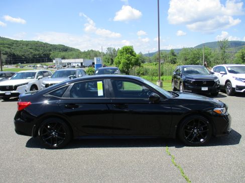 Certified 2024 Honda Civic Sport image 4
