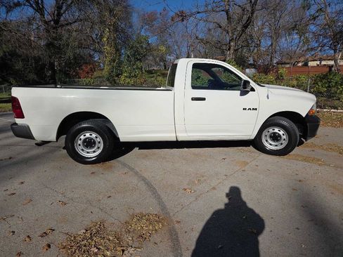 Used 2009 Dodge Ram 1500 Truck ST w/ ST Popular Equipment Group image 7