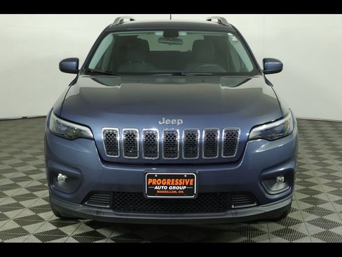 Used 2019 Jeep Cherokee Latitude w/ Popular Appearance Group image 14