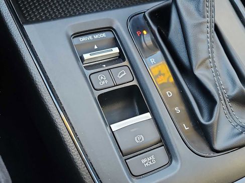 Certified 2024 Honda CR-V EX image 17