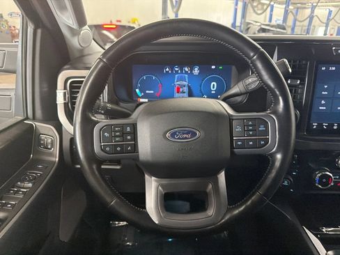 Used 2023 Ford F350 Lariat w/ Lariat Ultimate Package AWD/4WD image 18