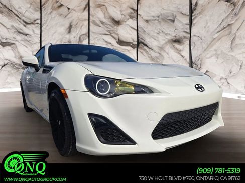 Used 2015 Scion FR-S image 1