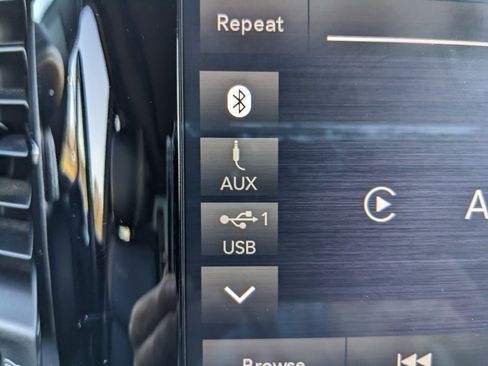 Used 2019 RAM 1500 Laramie w/ Sport Appearance Package image 33