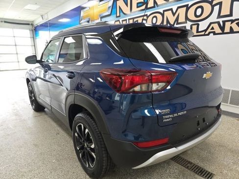 Used 2021 Chevrolet TrailBlazer LT w/ Sun and Liftgate Package image 5