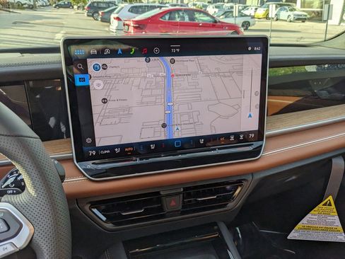 New 2026 Volkswagen Tiguan SEL R-Line image 22