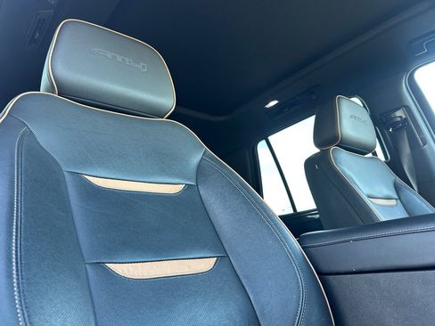 Used 2023 GMC Yukon AT4 image 21