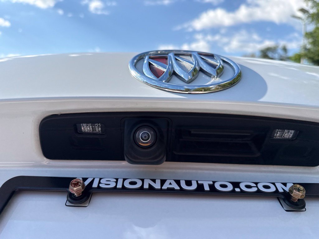 Used 2023 Buick Envision Essence AWD/4WD image 15