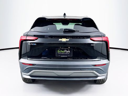 Used 2024 Chevrolet Blazer EV LT image 7