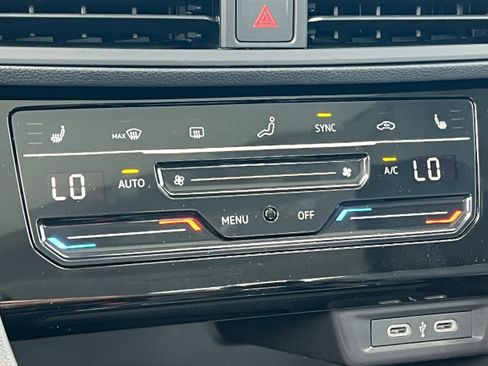 New 2025 Volkswagen Jetta SE image 26