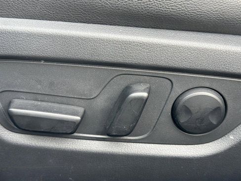 Certified 2025 MAZDA CX-50 AWD 2.5 S w/ Premium Package image 20