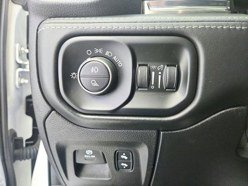 Used 2020 RAM 1500 Limited image 36