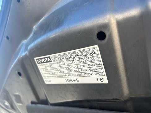 Used 2018 Toyota 4Runner SR5 image 36