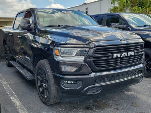 Used 2023 RAM 1500 Laramie AWD/4WD image 3