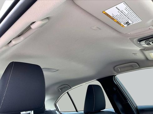 Used 2025 Toyota Corolla LE FWD image 31