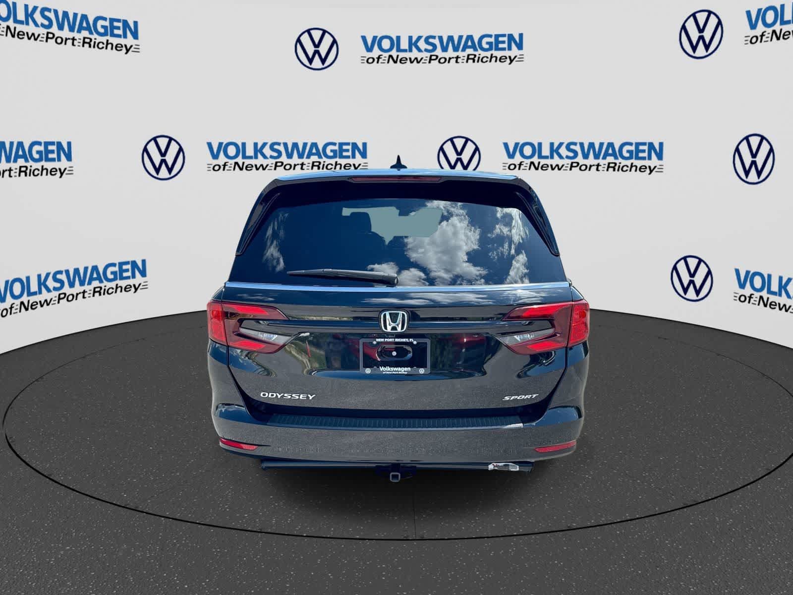 Used 2023 Honda Odyssey Sport image 13