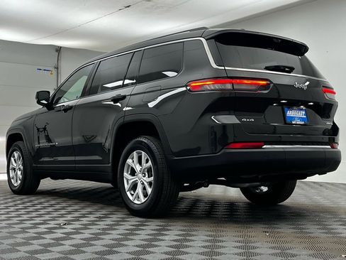 Used 2024 Jeep Grand Cherokee L Limited w/ Luxury Tech Group II image 10