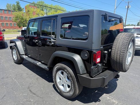 Used 2016 Jeep Wrangler Unlimited Sport w/ Quick Order Package 24S AWD/4WD image 4