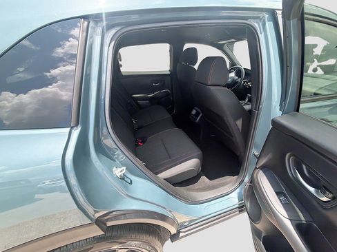 Certified 2025 Honda HR-V Sport image 27