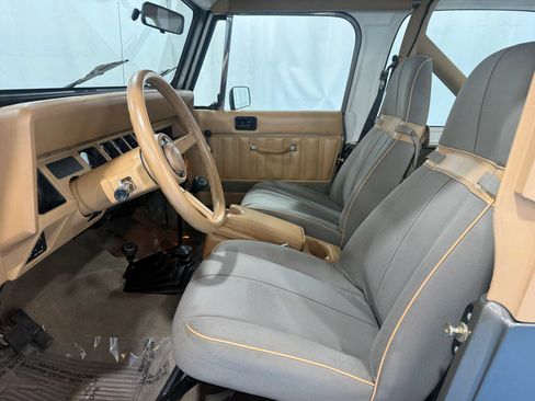 Used 1988 Jeep Wrangler Sahara AWD/4WD image 16