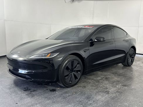 Used 2025 Tesla Model 3 Long Range image 6
