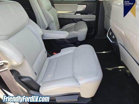 Certified 2025 Ford Expedition Active AWD/4WD image 19