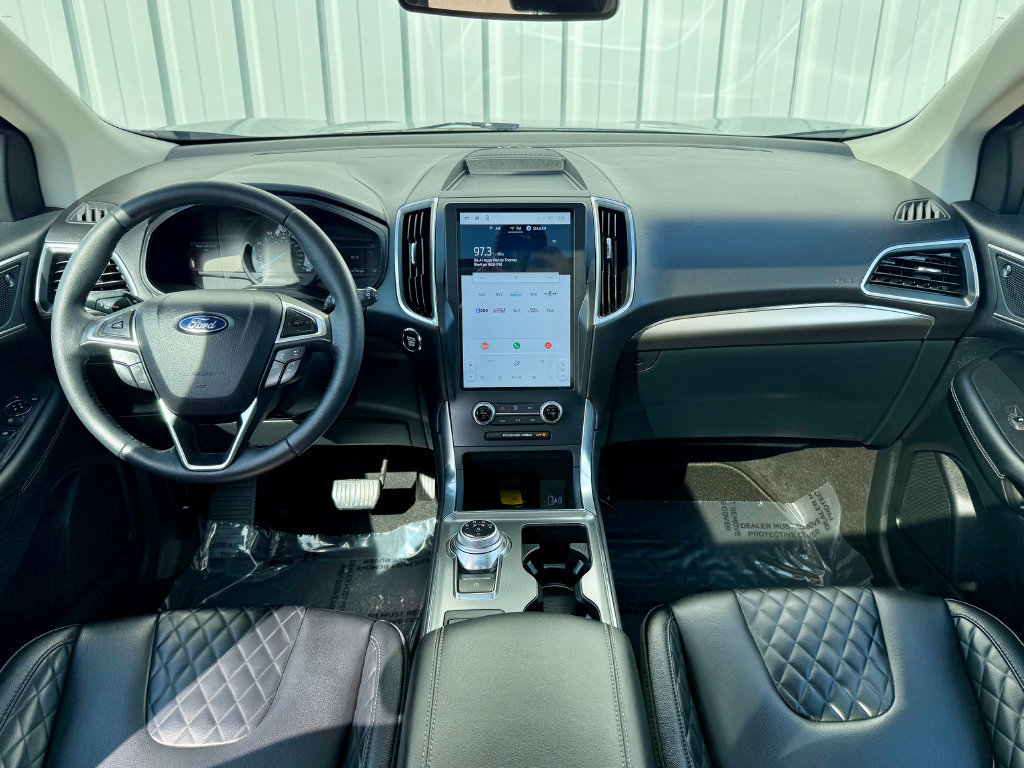 Certified 2024 Ford Edge Titanium AWD/4WD image 34