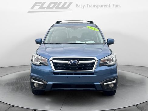 Used 2018 Subaru Forester 2.5i Touring AWD/4WD image 3
