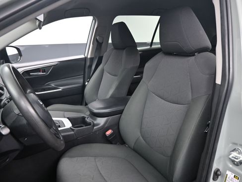 Certified 2023 Toyota RAV4 XLE image 17