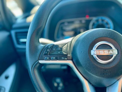 Used 2023 Nissan Leaf S image 18