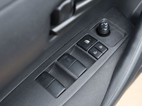 Used 2024 Toyota Corolla LE image 23