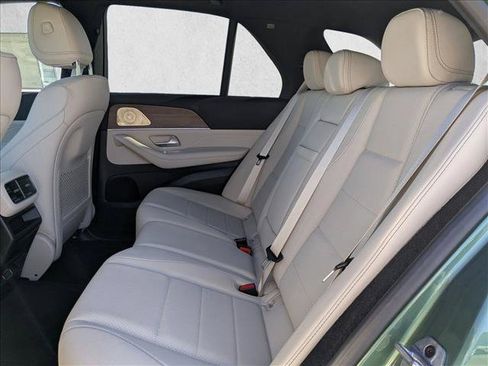 New 2026 Mercedes-Benz GLE 450 4MATIC image 16