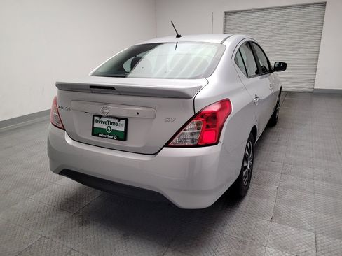 Used 2019 Nissan Versa SV FWD image 7