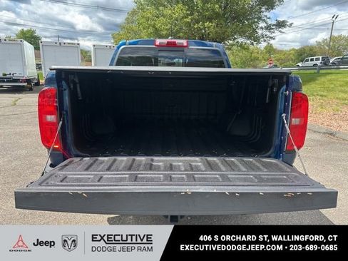 Used 2019 Chevrolet Colorado Z71 AWD/4WD image 6