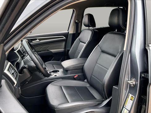 Used 2023 Volkswagen Atlas SE FWD image 7