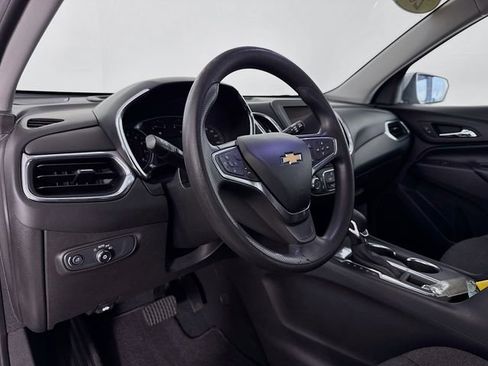 Used 2022 Chevrolet Equinox LT FWD image 9