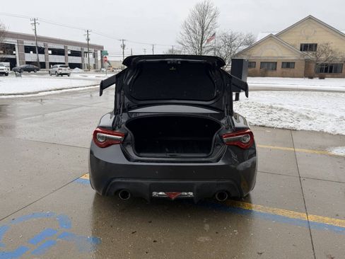 Used 2017 Subaru BRZ Limited w/ Performance Package image 8