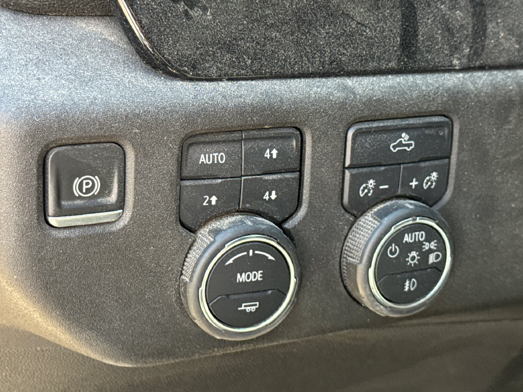 Used 2022 Chevrolet Silverado 1500 RST w/ Z71 Off-Road Package AWD/4WD image 20