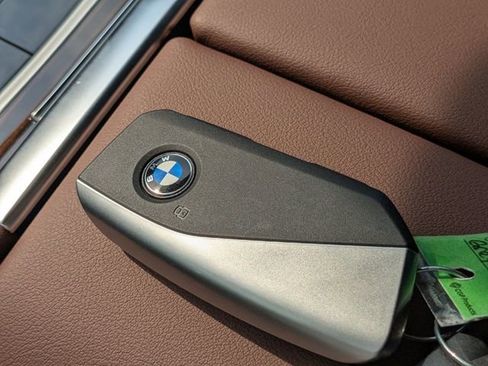 New 2026 BMW X5 sDrive40i image 32